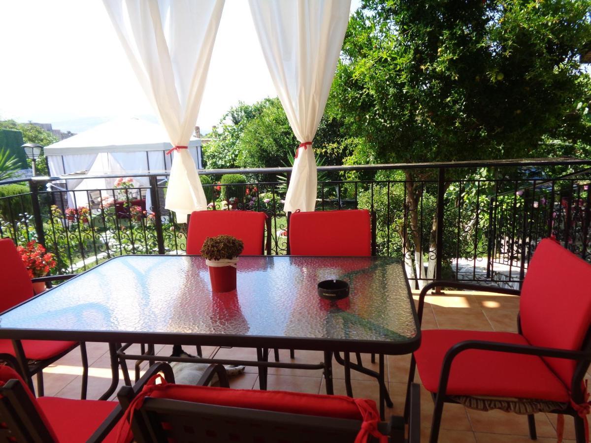 Villa Cato Sarande Bagian luar foto