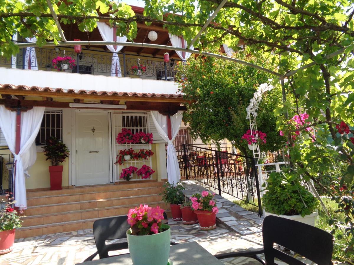 Villa Cato Sarande Bagian luar foto